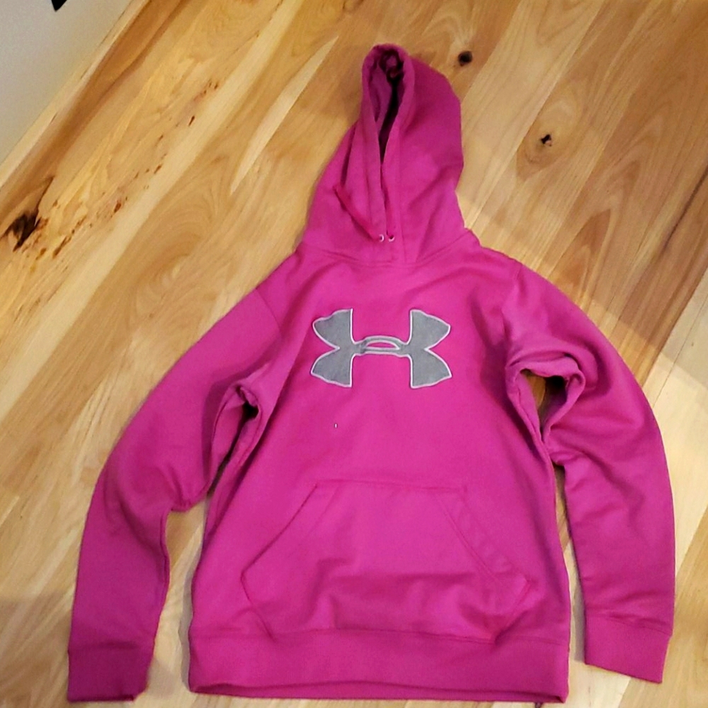 Under Armour sweatshirt